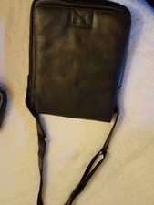 Prime Hide Man Bag with Note